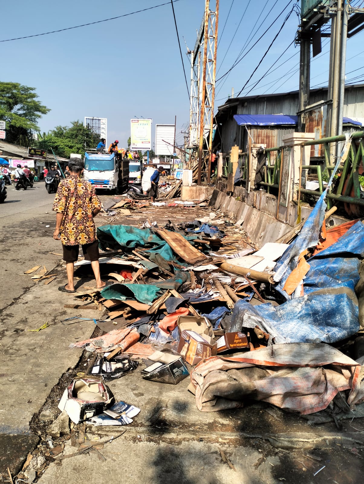 Pemkab Bogor Tata Simpang Pasir Muncang Hingga Simpang Taman Safari, Bangunan Langgar Sempadan Ditertibkan